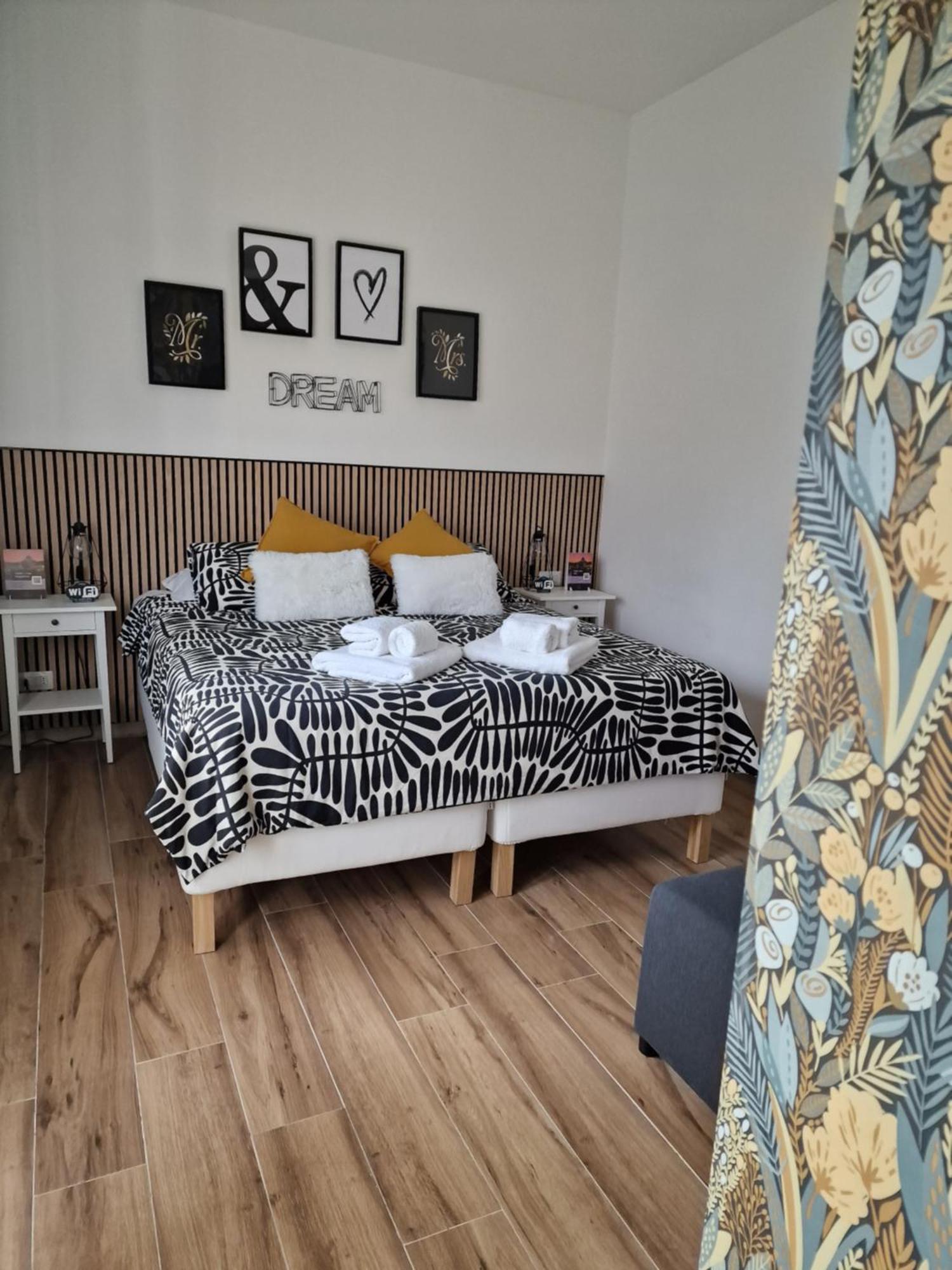 Home K&Y Elite Roma Eksteriør bilde